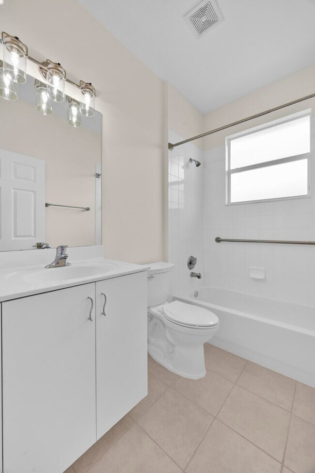 Building Photo - 11323 SW Mountain Ash Cir