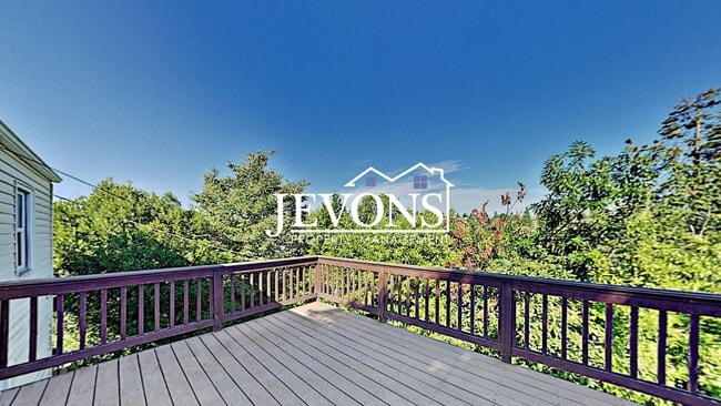 Building Photo - Beautiful two-story home in a walkable area near dining, shopping, entertainment and schools!