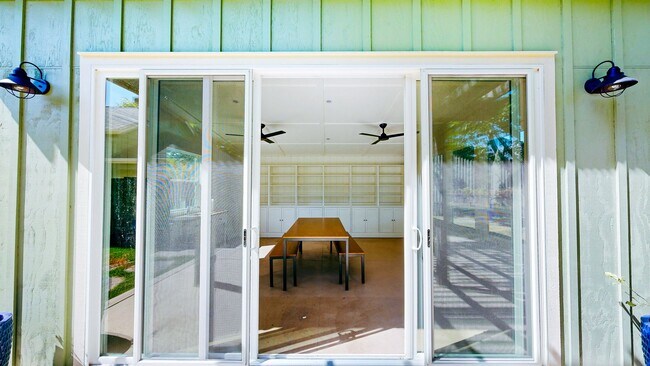 Building Photo - Country Charm Meets Vineyard Views! Two Bedroom Two bath with room to relax!