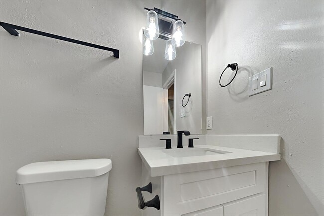 Building Photo - 2722 Little Caney Way, Conroe, TX 77301 - ...
