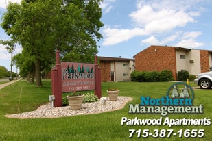 Building Photo - Parkwood