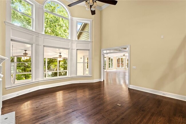Building Photo - 710 Weybridge Pl