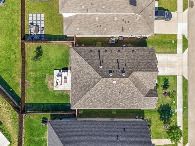 Building Photo - 2417 Spring Side Dr