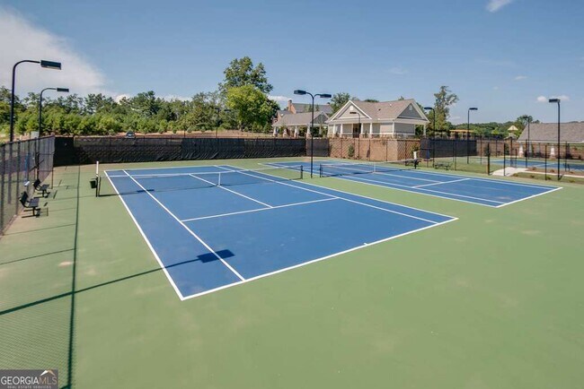 Building Photo - 4518 Hidden Creek Dr