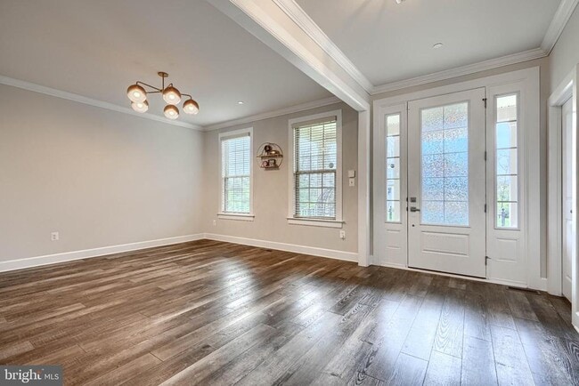 Building Photo - 7123 Starmount Ct