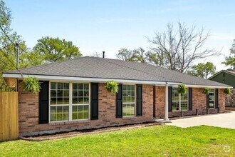 Building Photo - 1403 Penny St