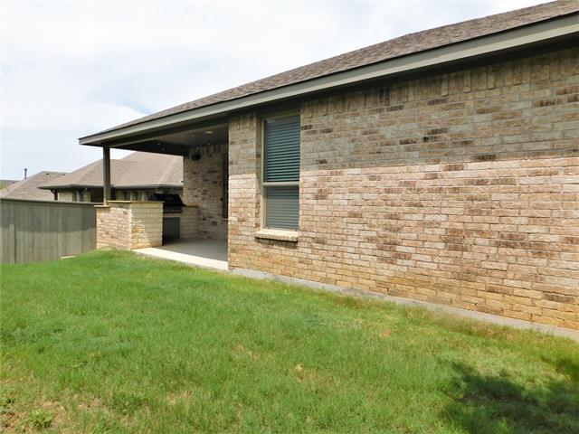 Building Photo - 2309 Shorthorn Dr
