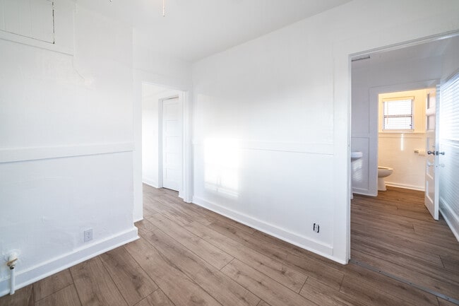 Building Photo - 1620 Kearney St