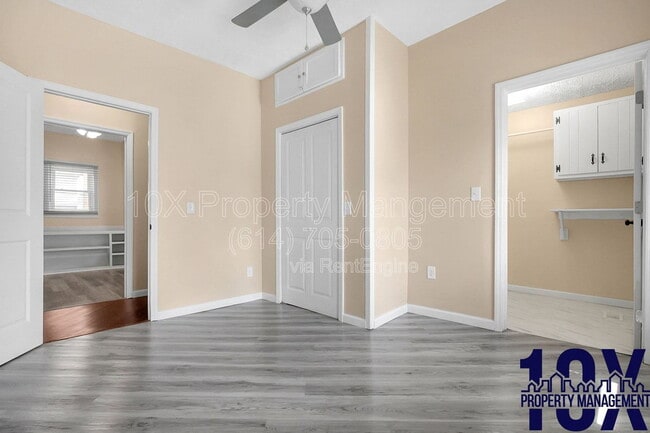 Building Photo - 1652 Summit St