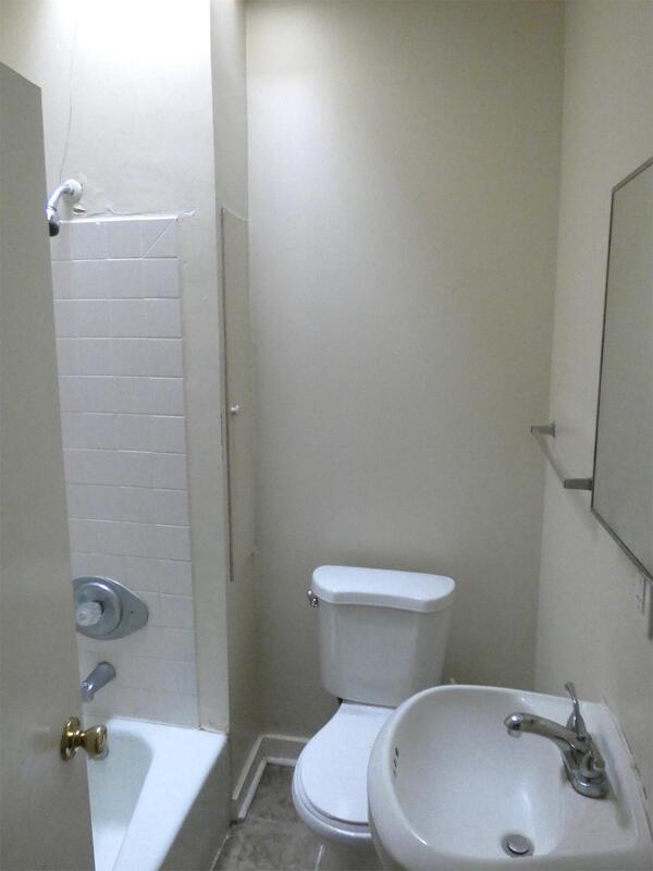 Building Photo - 2654 Lehman St