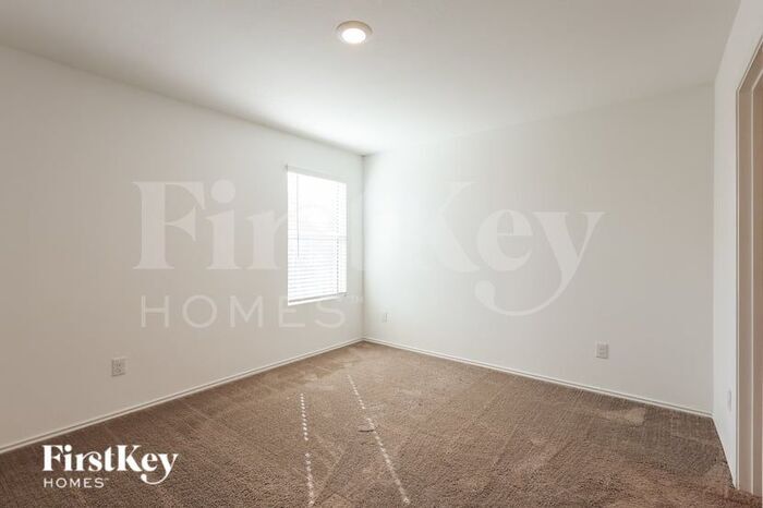 Building Photo - 5174 Fowler Crst