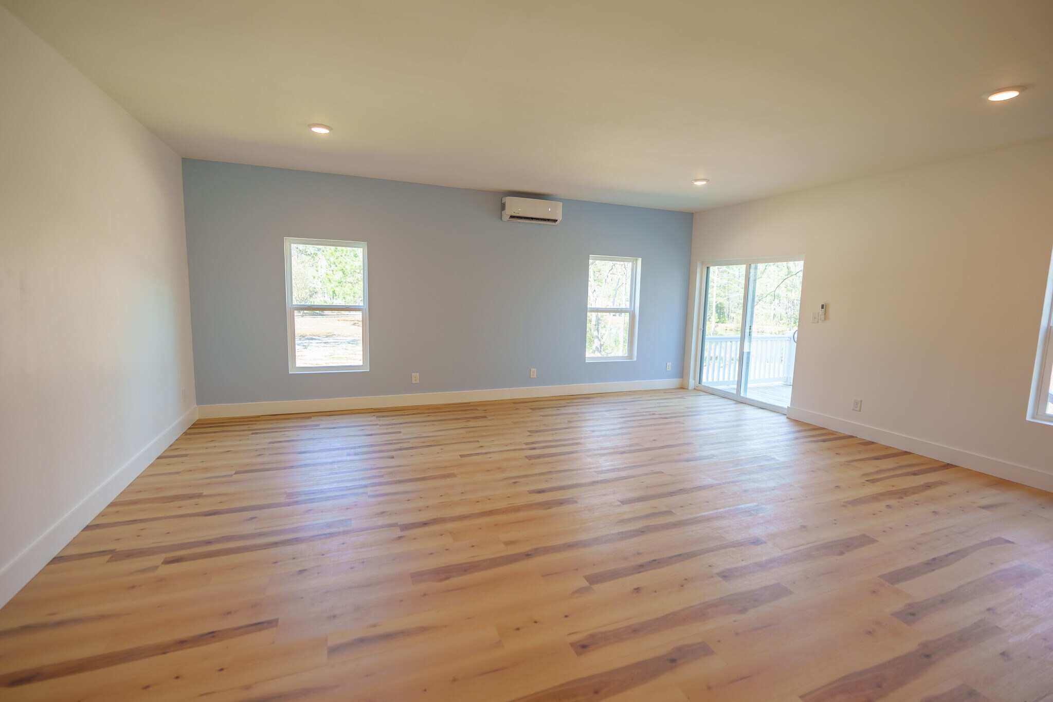 Building Photo - 60 Madison Dr