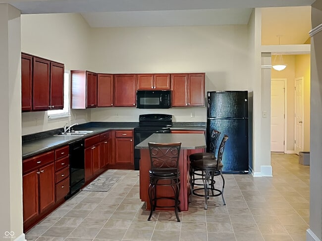 Building Photo - 1559 Whisler Dr