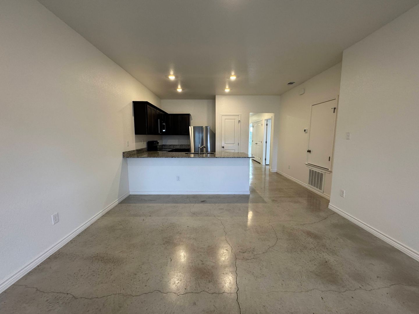 Building Photo - 1234 Lehmann Dr