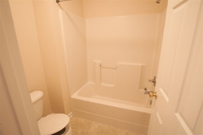 Building Photo - 2267 Pine Landing Ct