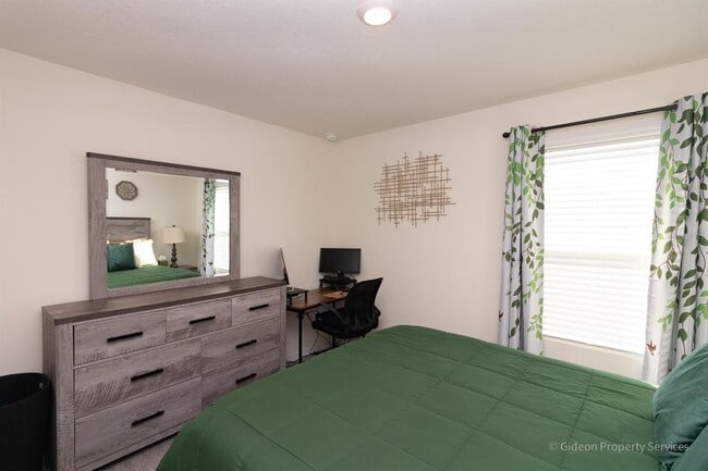 Building Photo - 16372 NW 190th St