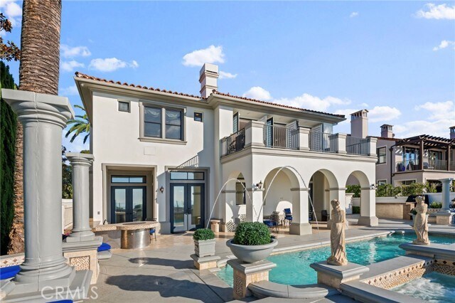 Building Photo - 7 Vista Luci