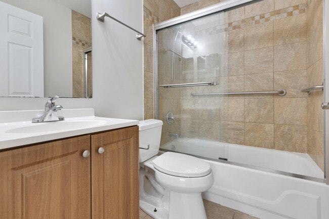 Building Photo - 63 N Victoria Ln