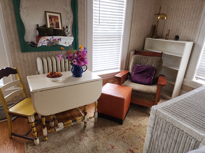 Building Photo - 100 Bauer Ave