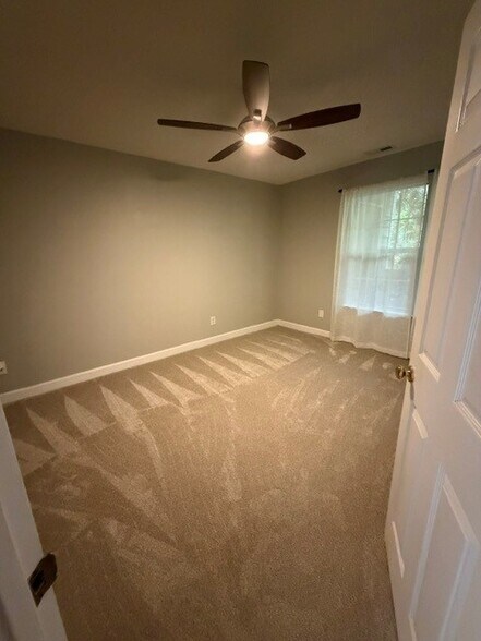Building Photo - 6039 Gray Gate Ln