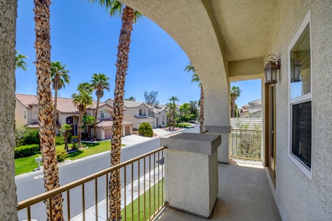 Building Photo - Rhodes Ranch Luxury Home with Pool