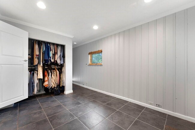 Building Photo - 4301 Marshall St