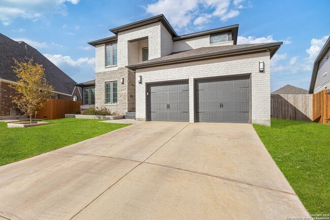 Building Photo - 14347 Apache