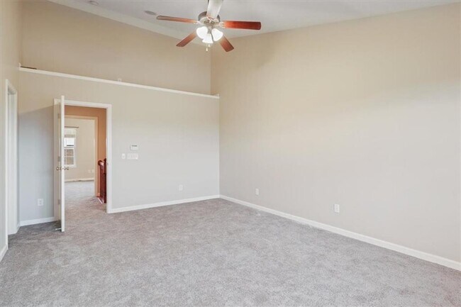 Building Photo - 172 Straughn Ln