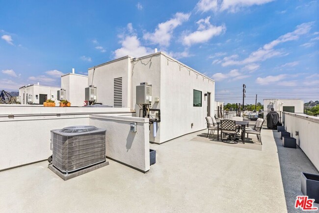 Building Photo - 4520 Ayla Ln
