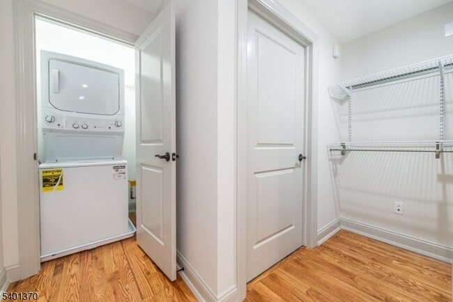 Building Photo - 248 US-46