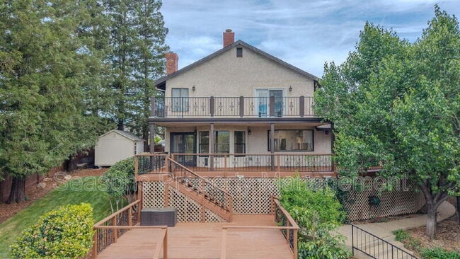 Building Photo - 1688 El Capitan Dr