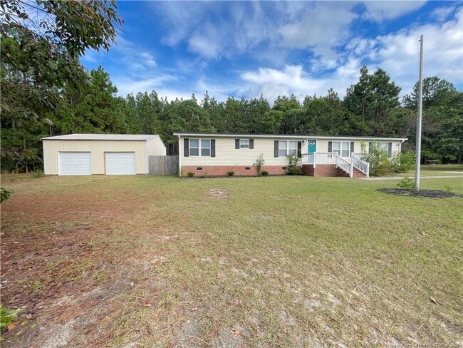 Building Photo - 140 Gibbs Rd