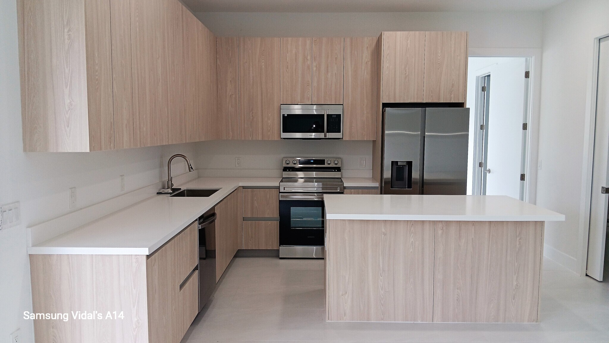 Building Photo - 161 Antilla Dr