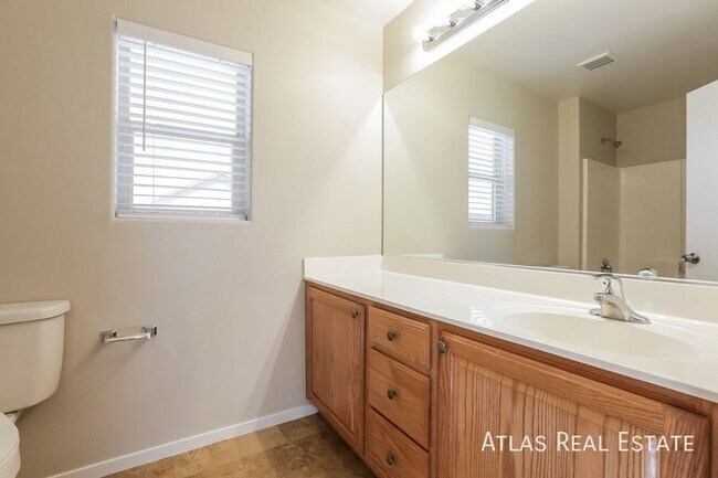 Building Photo - 5913 Tamarack Lodge Ln