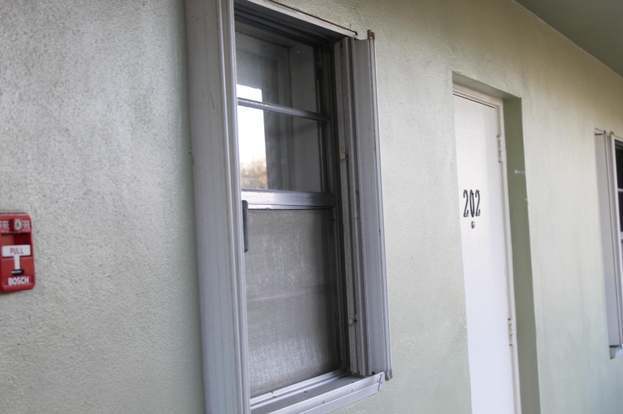Building Photo - 1638 Embassy Dr