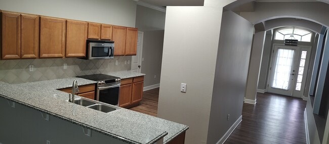 Building Photo - 13883 Blythewood Dr