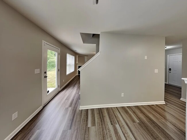 Building Photo - 8925 Belle Bragg Way