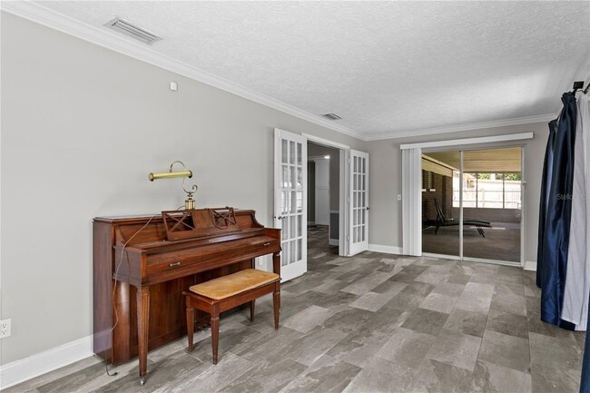 Building Photo - 6928 Greenhill Pl