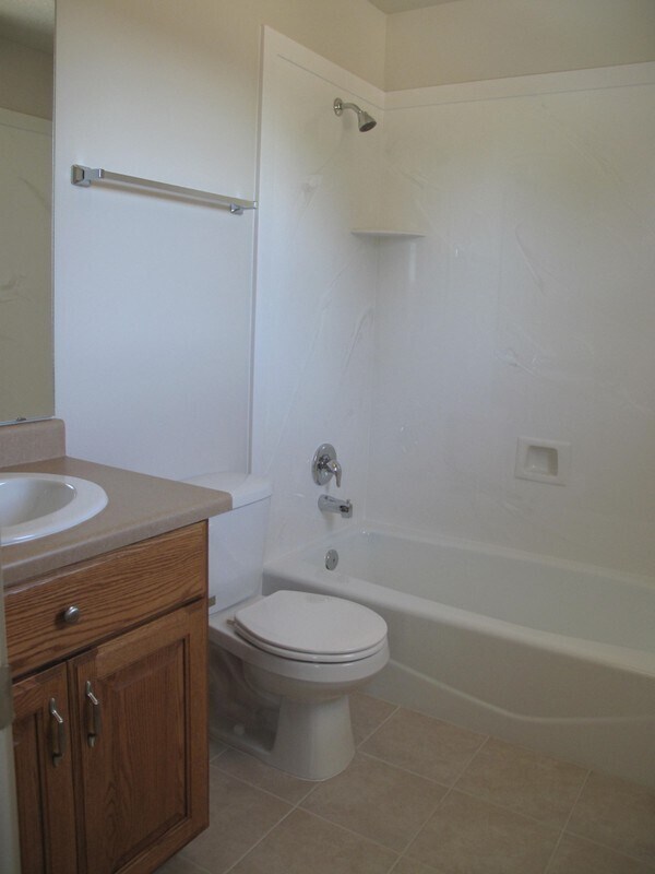Building Photo - 1429 Wild Rose Way