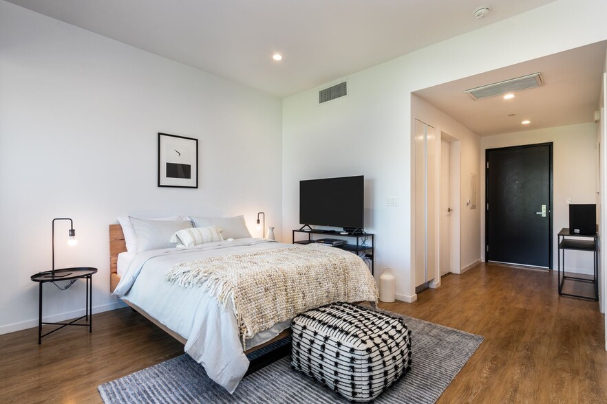 Interior Photo - The Line Lofts