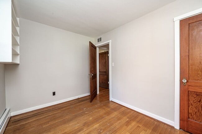 Building Photo - In The Heart Of RVA, close to VCU, Fan, Carytown & More
