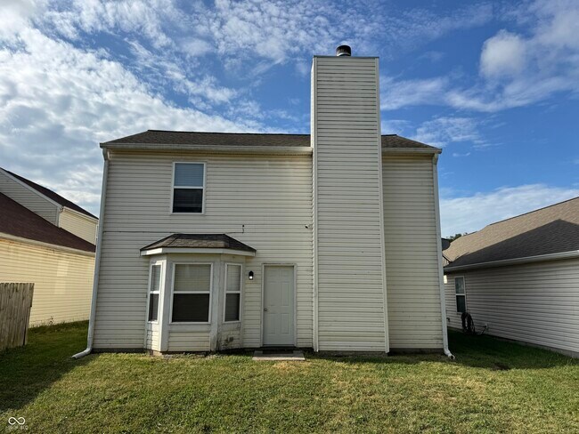 Building Photo - 120 Gazebo Dr