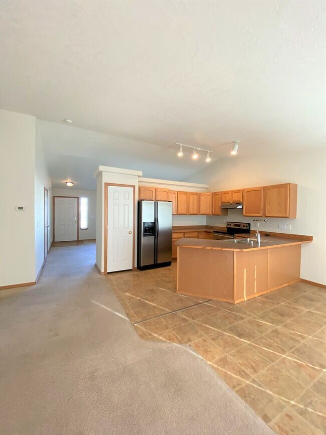 Building Photo - 8004 Chehalis Dr