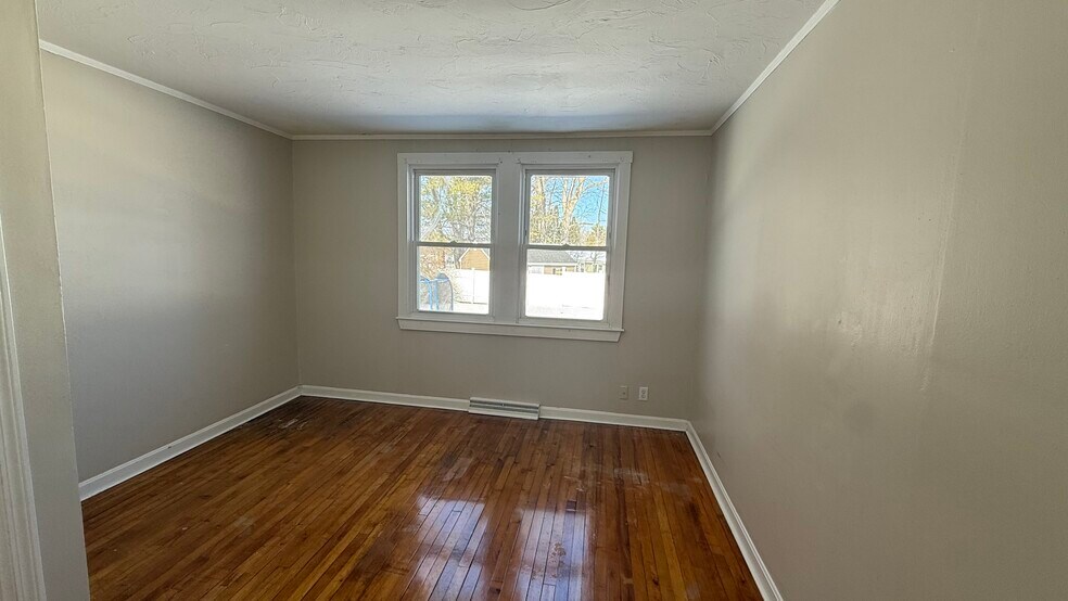 Building Photo - 78 Willard St