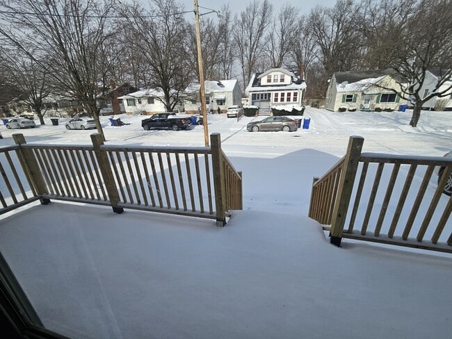 Building Photo - 13209 Liberty Ave