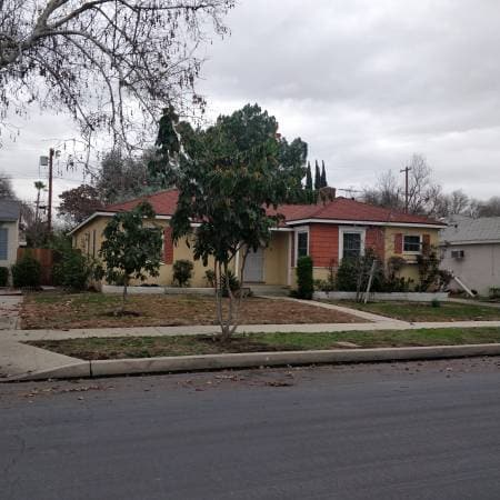 Primary Photo - 6916 Bertrand Ave