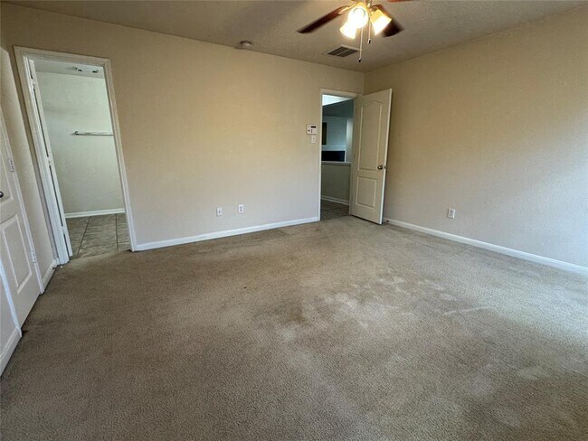 Building Photo - 16143 Cole Bridge Ln