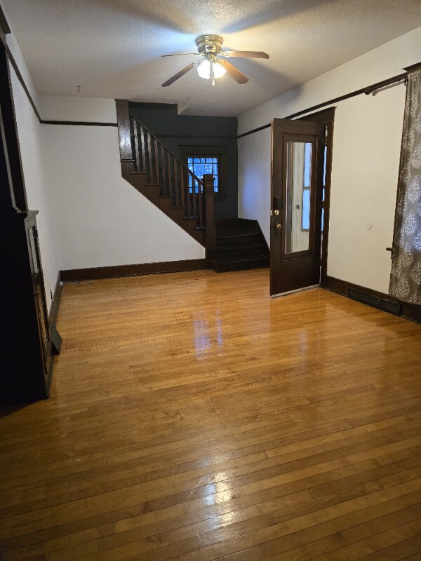 Building Photo - 120 Berthold St