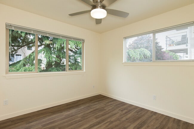 Building Photo - 2237 NW 59th-7
