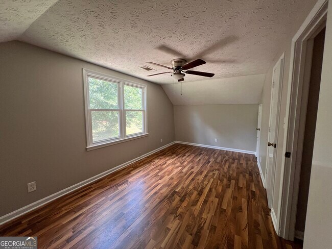 Building Photo - 943 Grier Rd